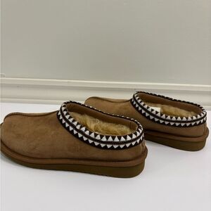 Cozy Brown Slip-On Shoes with Patterned Trim